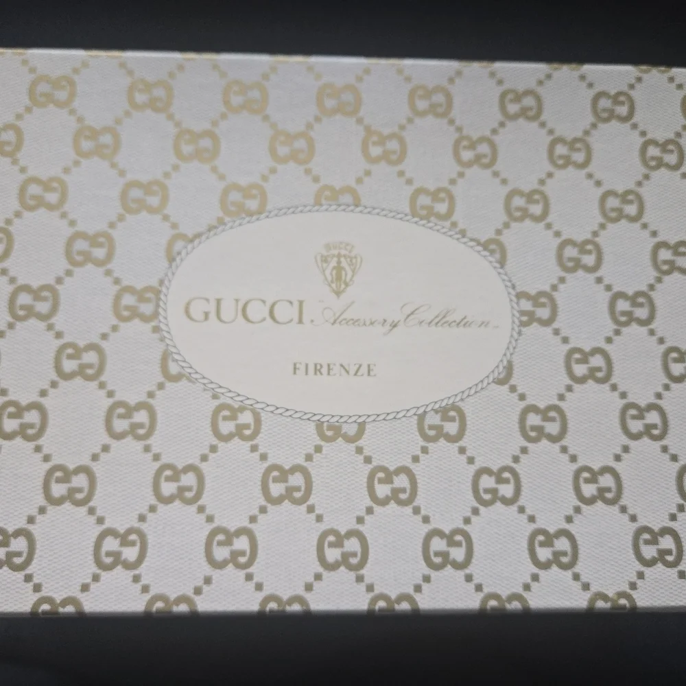 Gucci Vintage EUC Pouch Bag - Picture 11 of 16